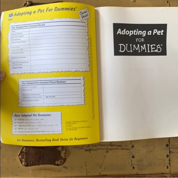 ADOPTING A PET FOR DUMMIES PAPERBACK BOOK MANUAL - Picture 9 of 9
